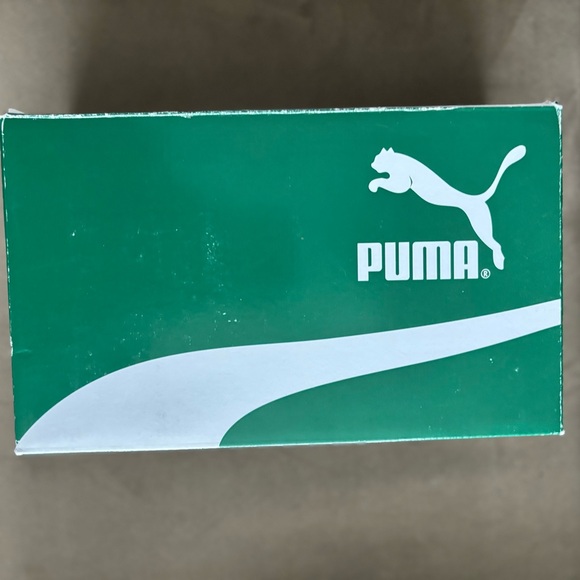 Womens pumaa running shoe size 6.5 brand new! - Picture 2 of 4